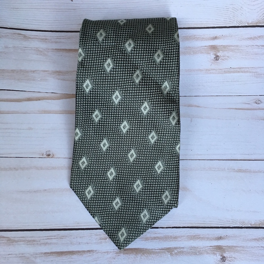 Ralph Lauren Sen’s Silk Tie, Gray